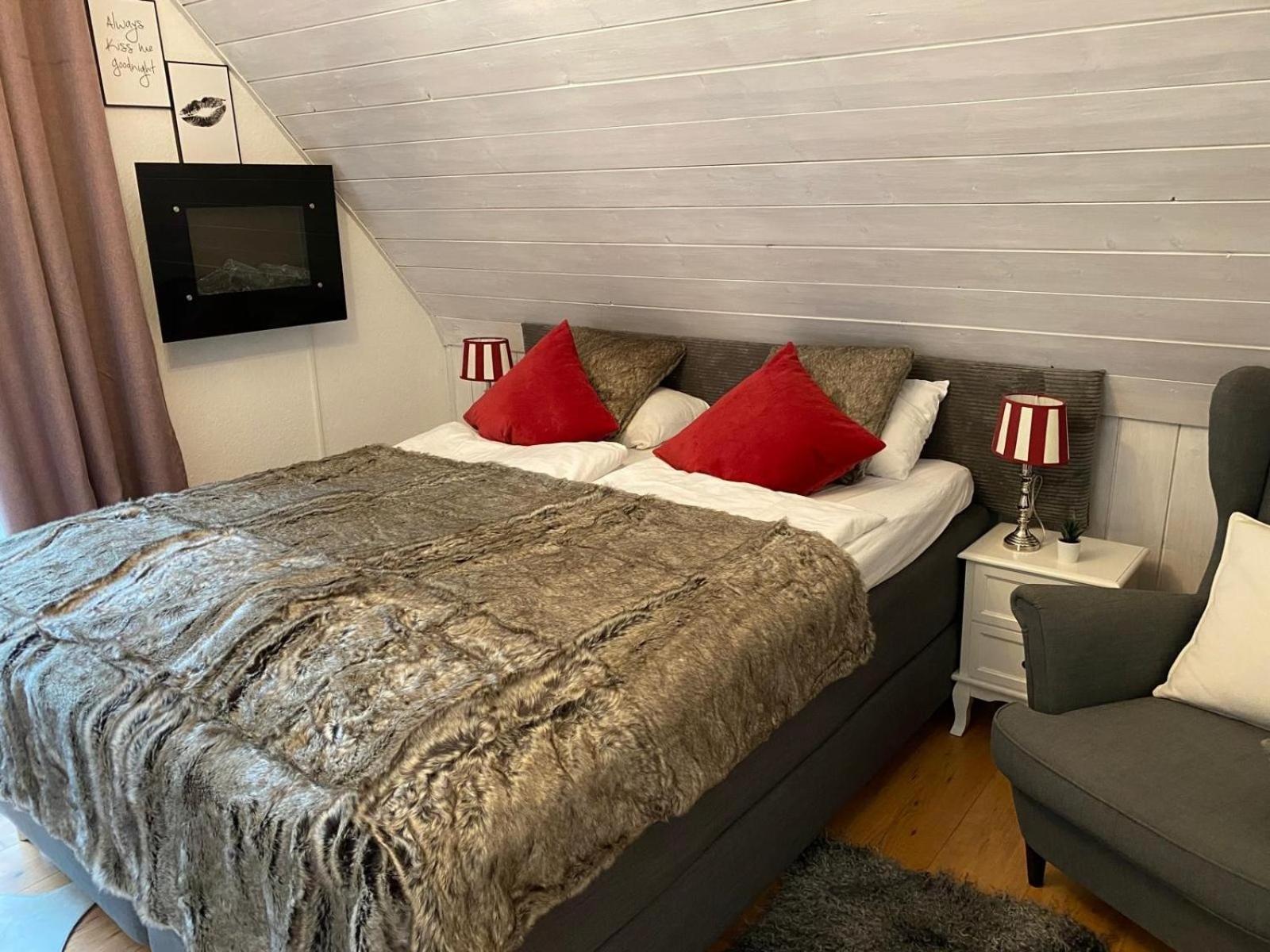 Ferienwohnung Seeblick Nr 4 2-Zimmer, Baerental, Feldberg Rotwasser エクステリア 写真